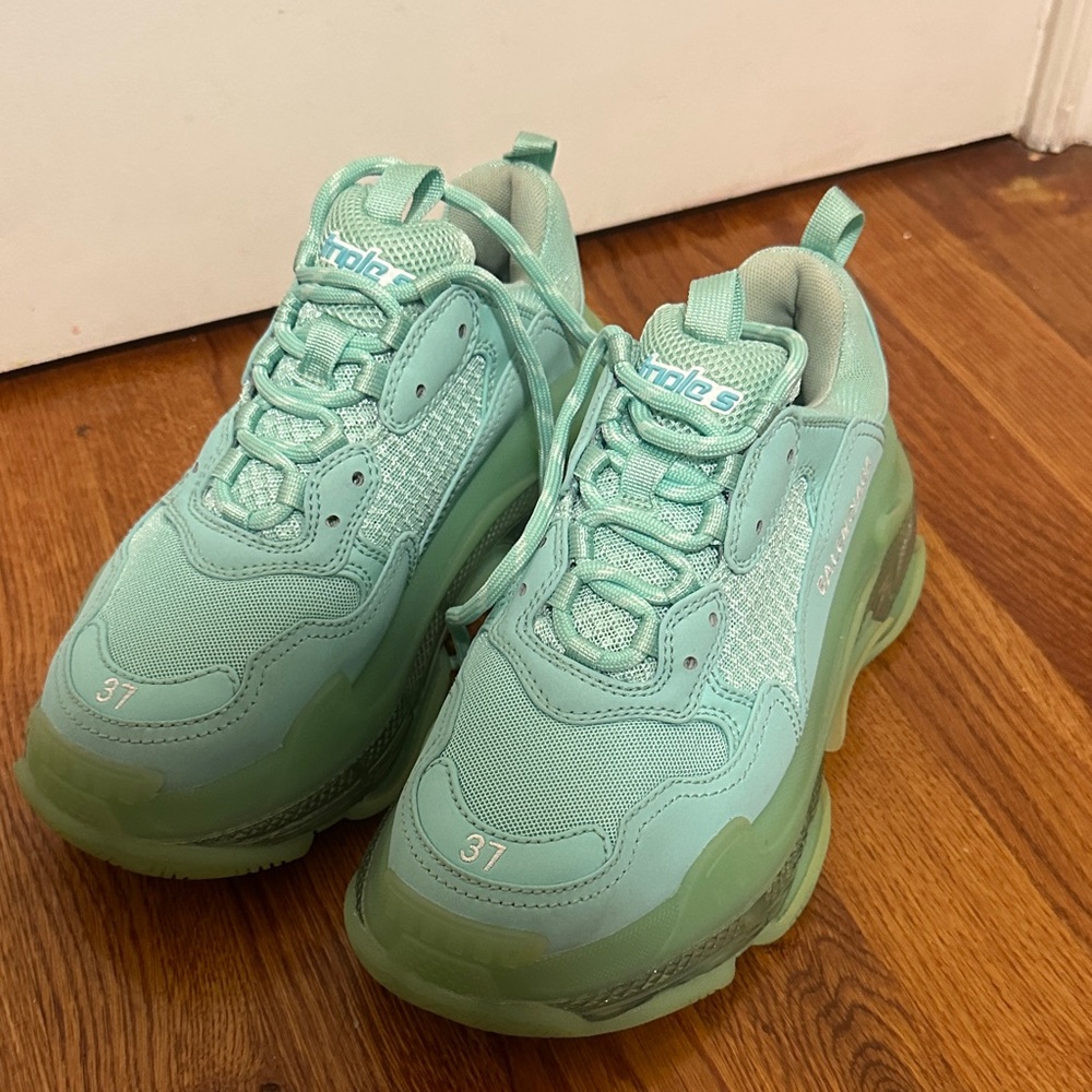 Balenciaga Women's Mint Green Sneakers - Picture 5 of 8